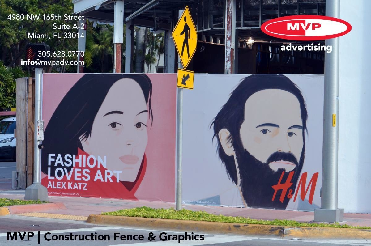 Construction fence, turned into a fashion moment