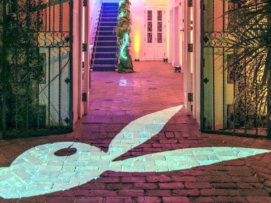 A lighting design that sets the mood before you're inside